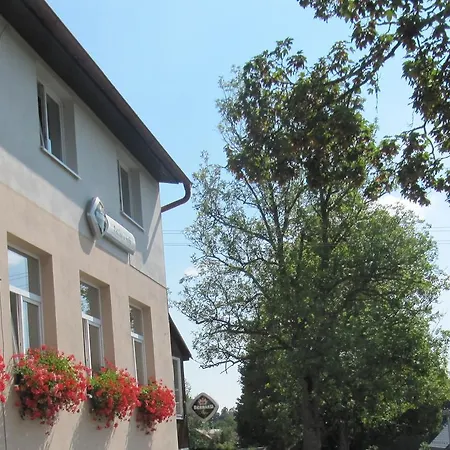 U Molu Guest house *